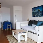 Coco Renovated And With Seaview Apartment