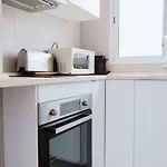 Coco Renovated And With Seaview Apartment
