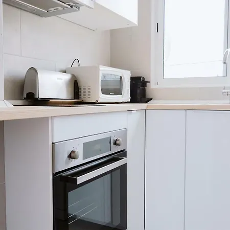 Coco Renovated And With Seaview Apartment