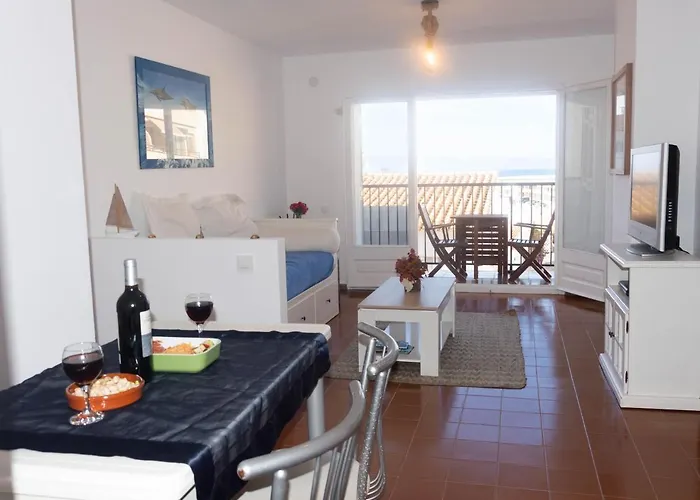 Coco Renovated And With Seaview דירה L' Escala