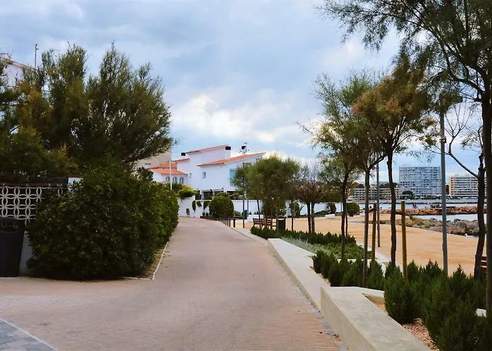 Coco Renovated And With Seaview *
